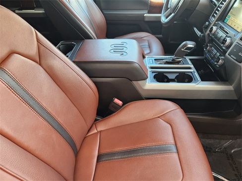 Used 2018 Ford F150 King Ranch w/ Equipment Group 601A Luxury AWD/4WD image 19