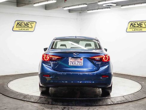 Used 2017 MAZDA MAZDA3 Grand Touring w/ Premium Equipment Package image 3
