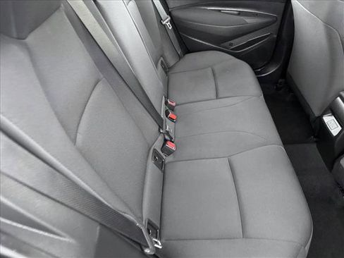 Used 2024 Toyota Corolla LE image 18