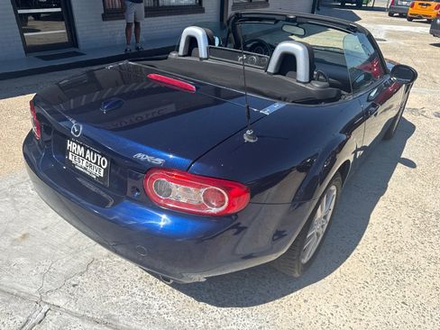 Used 2012 MAZDA MX-5 Miata Sport RWD image 18
