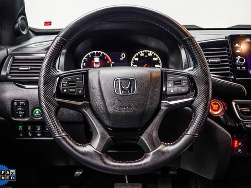 Used 2025 Honda Ridgeline Black Edition image 19