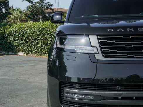 Used 2026 Land Rover Range Rover Long Wheelbase SE AWD/4WD image 26