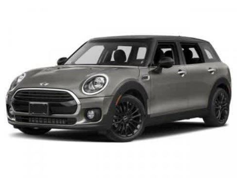 Used 2018 MINI Cooper Clubman ALL4 image 1