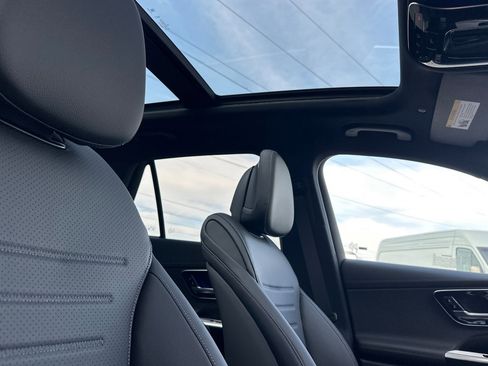 New 2026 Mercedes-Benz GLC 300 4MATIC image 17