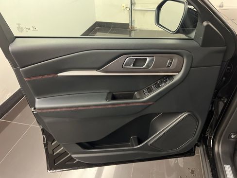 New 2025 Ford Explorer ST-Line image 24