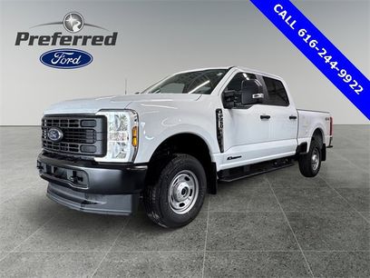 New 2025 Ford F250 XL w/ Camper Package