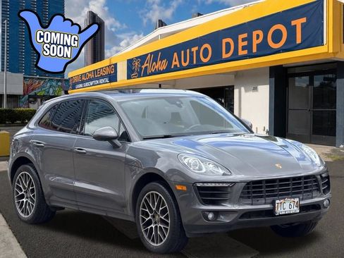 Used 2018 Porsche Macan AWD/4WD image 6