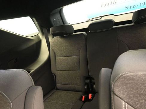 New 2026 Chevrolet Traverse LT image 10