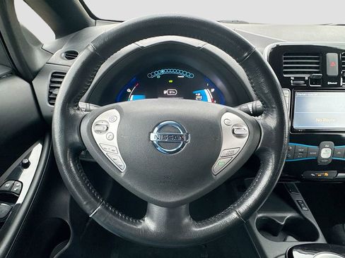 Used 2013 Nissan Leaf SL image 11