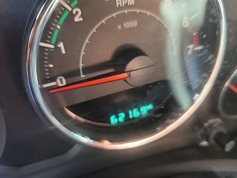 Used 2017 Jeep Wrangler Sport image 17