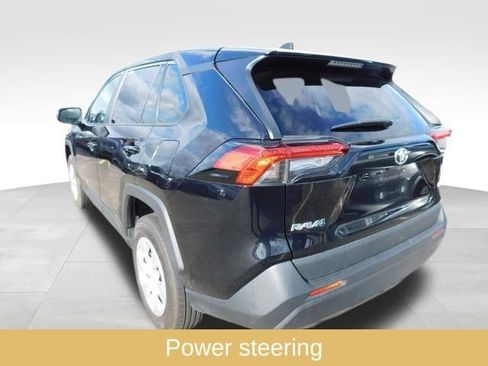 Used 2023 Toyota RAV4 LE image 8