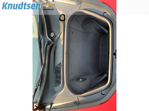 Used 2024 Chevrolet Corvette Z06 RWD image 21