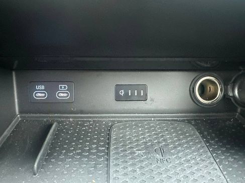 Certified 2026 Genesis GV80 3.5T Prestige AWD/4WD image 21