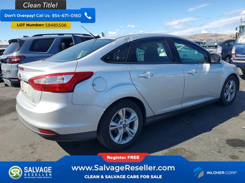 Used 2014 Ford Focus SE FWD image 4