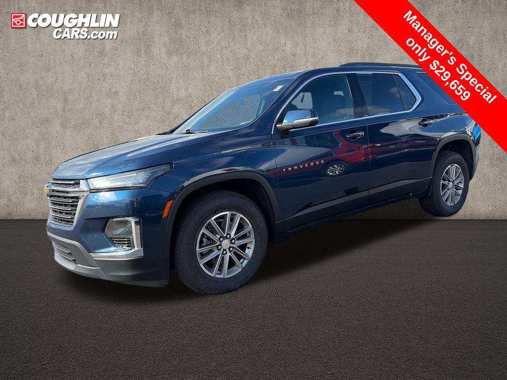 Used 2023 Chevrolet Traverse LT AWD/4WD image 4