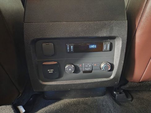 Used 2016 Ford Expedition EL Platinum image 26