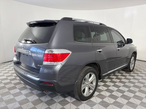 Used 2013 Toyota Highlander Limited AWD/4WD image 7