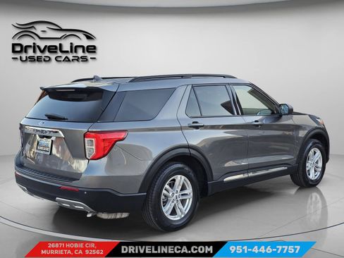 Used 2022 Ford Explorer XLT w/ Equipment Group 202A image 10