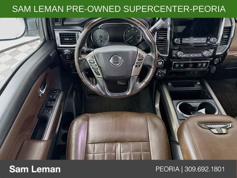 Used 2021 Nissan Titan Platinum Reserve w/ Moonroof Package AWD/4WD image 23