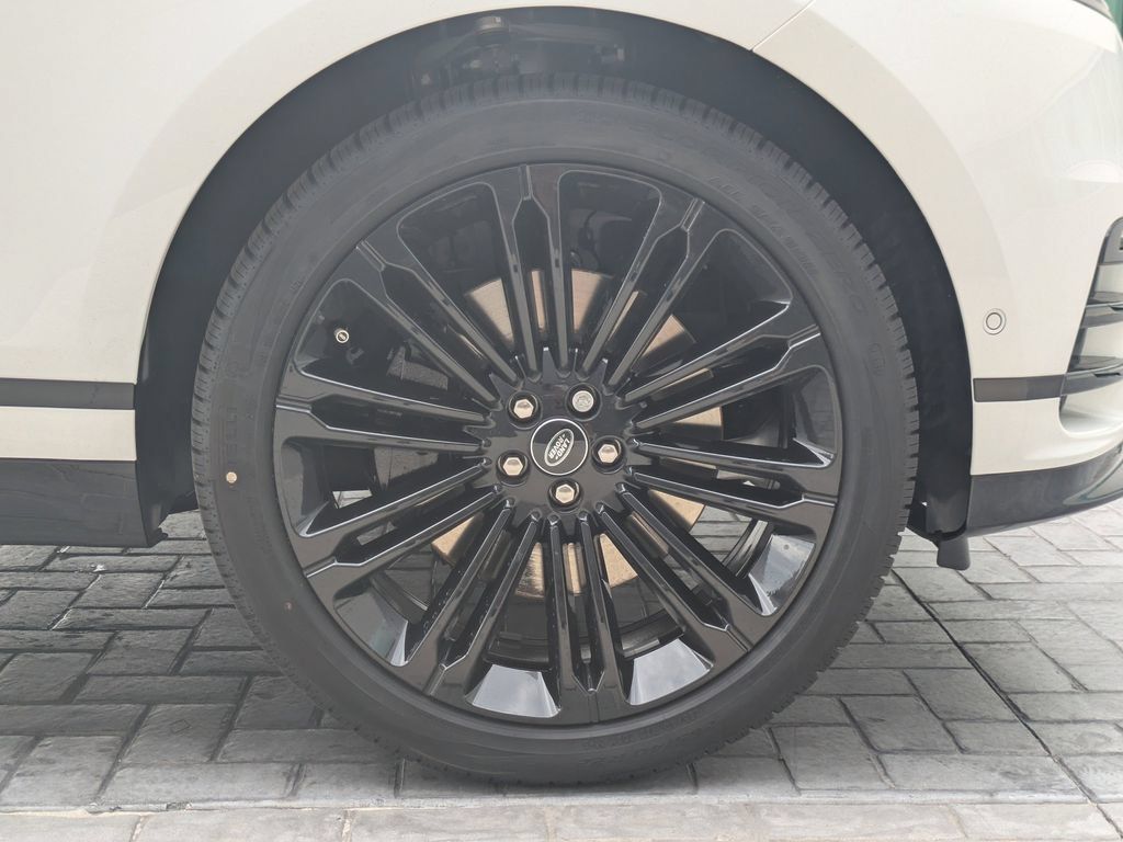 New 2026 Land Rover Range Rover Velar Belgravia AWD/4WD image 12