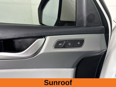 Used 2022 Hyundai Palisade SEL w/ Premium Package image 9