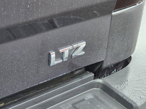 Used 2015 Chevrolet Silverado 2500 LTZ AWD/4WD image 10