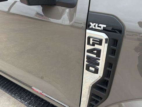 Used 2026 Ford F450 XLT w/ FX4 Off-Road Package image 10