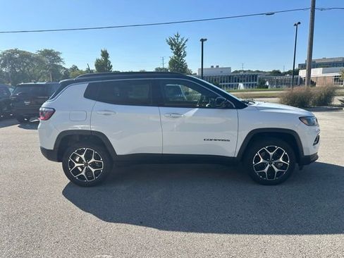 New 2026 Jeep Compass Limited image 5