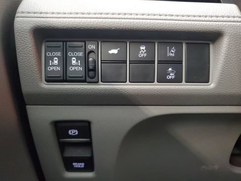 Used 2018 Honda Odyssey EX-L image 33
