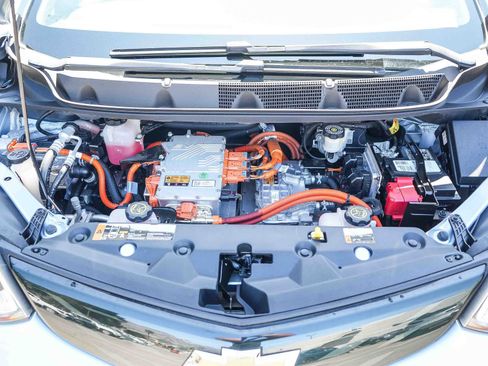 Used 2017 Chevrolet Bolt LT FWD image 26