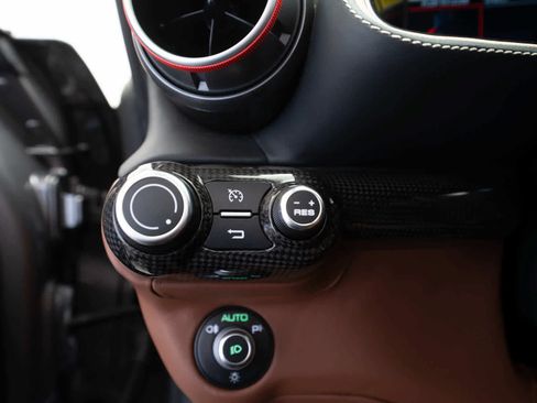 Used 2022 Ferrari 812 GTS RWD image 25