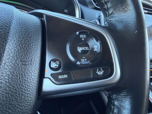 Used 2022 Honda CR-V Touring image 32