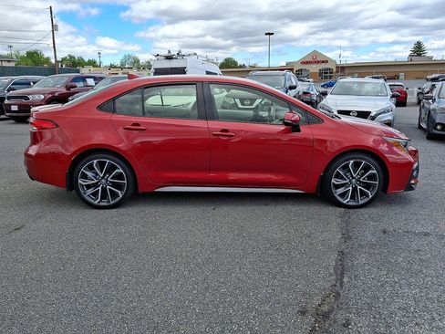 Used 2021 Toyota Corolla SE FWD image 7