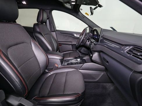 Used 2023 Ford Escape ST-Line w/ Tech Pack #1 image 16