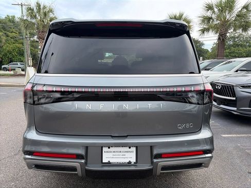 Certified 2026 INFINITI QX80 Luxe w/ Cargo Package RWD image 4