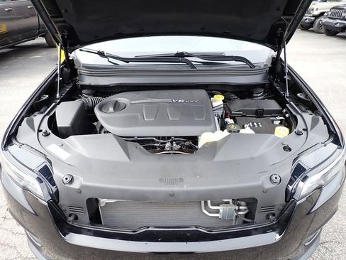 Certified 2022 Jeep Cherokee Latitude Lux image 12