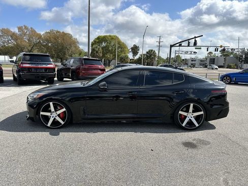 Used 2018 Kia Stinger GT1 image 7