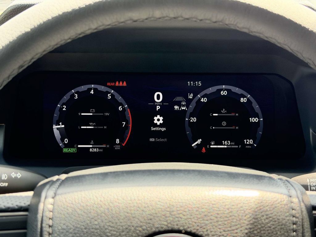 Certified 2025 Toyota Tacoma TRD Off-Road w/ TRD Off Road Premium Package AWD/4WD image 9