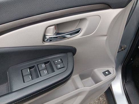 Used 2019 Honda Ridgeline RTL image 12