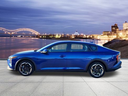 Certified 2025 Kia K4 EX image 2