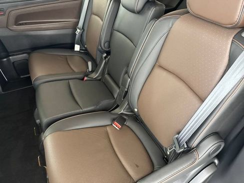 Used 2026 Honda Odyssey Elite image 30