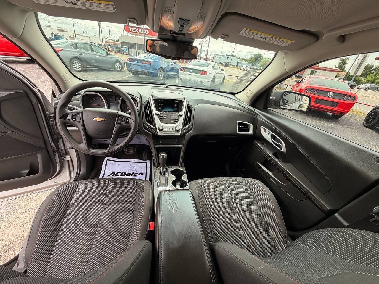 Used 2017 Chevrolet Equinox LS FWD image 17