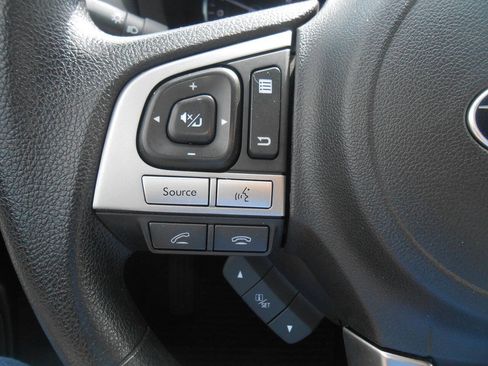 Used 2018 Subaru Forester 2.5i Premium AWD/4WD image 15