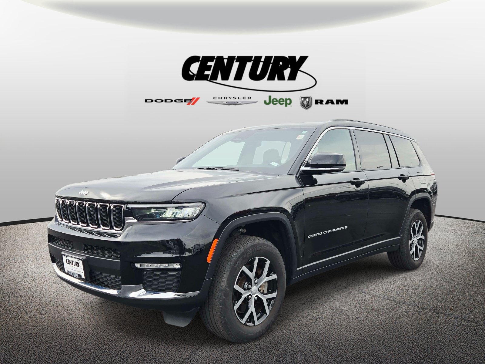 Used 2024 Jeep Grand Cherokee L Limited AWD/4WD image 8