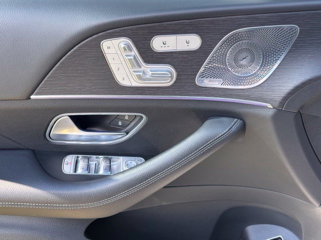 Used 2022 Mercedes-Benz GLE 350 4MATIC image 34