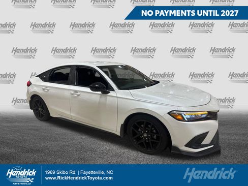 Used 2024 Honda Civic Sport image 1