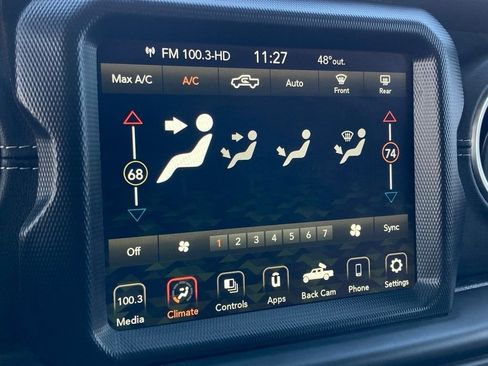 Used 2022 Jeep Gladiator Overland w/ Popular Equipment Package image 23