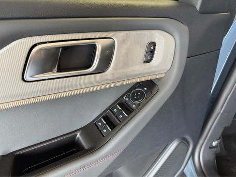 New 2026 Ford Explorer Active image 8