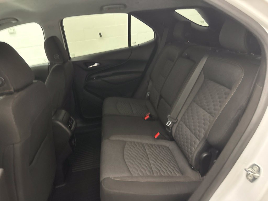 Used 2018 Chevrolet Equinox LT FWD image 35