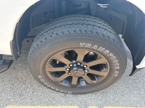 Used 2024 RAM 2500 Laramie w/ Night Edition AWD/4WD image 4